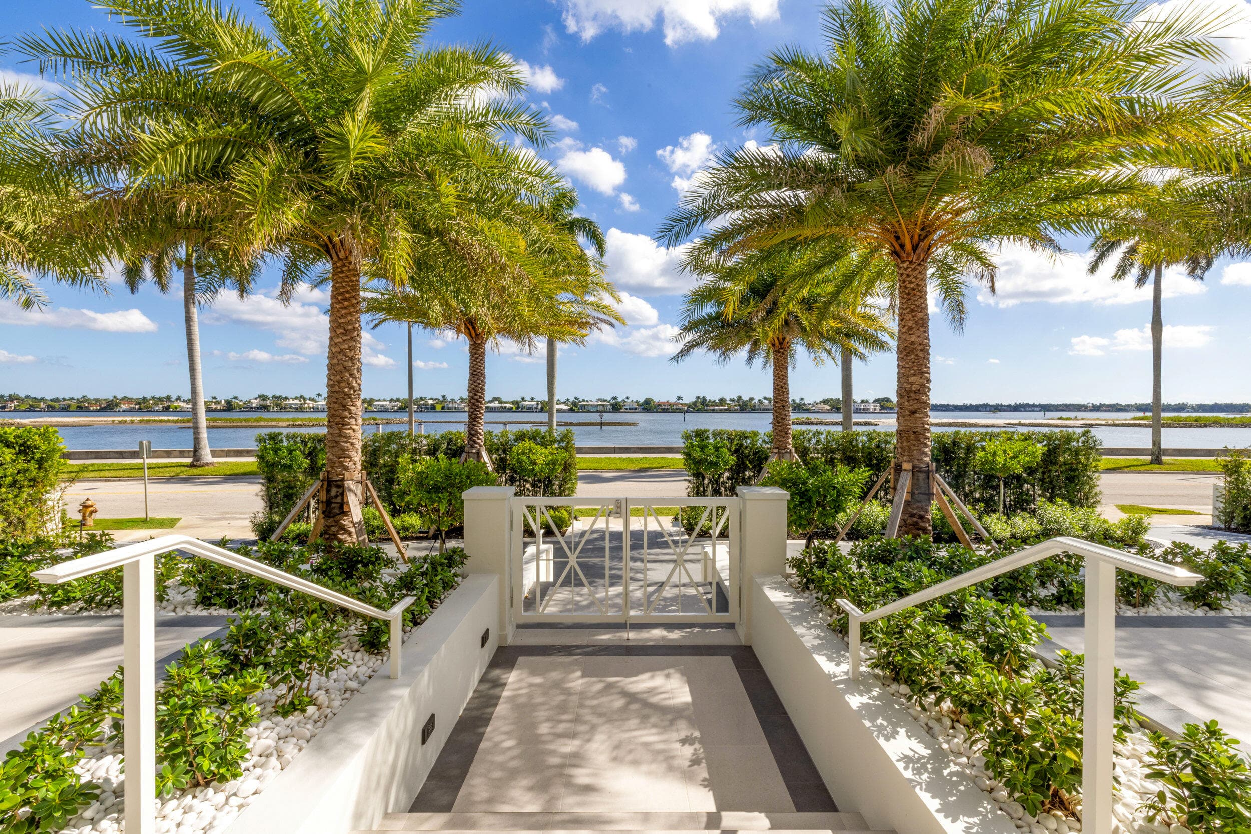 2415 S Flagler Drive — photo 6