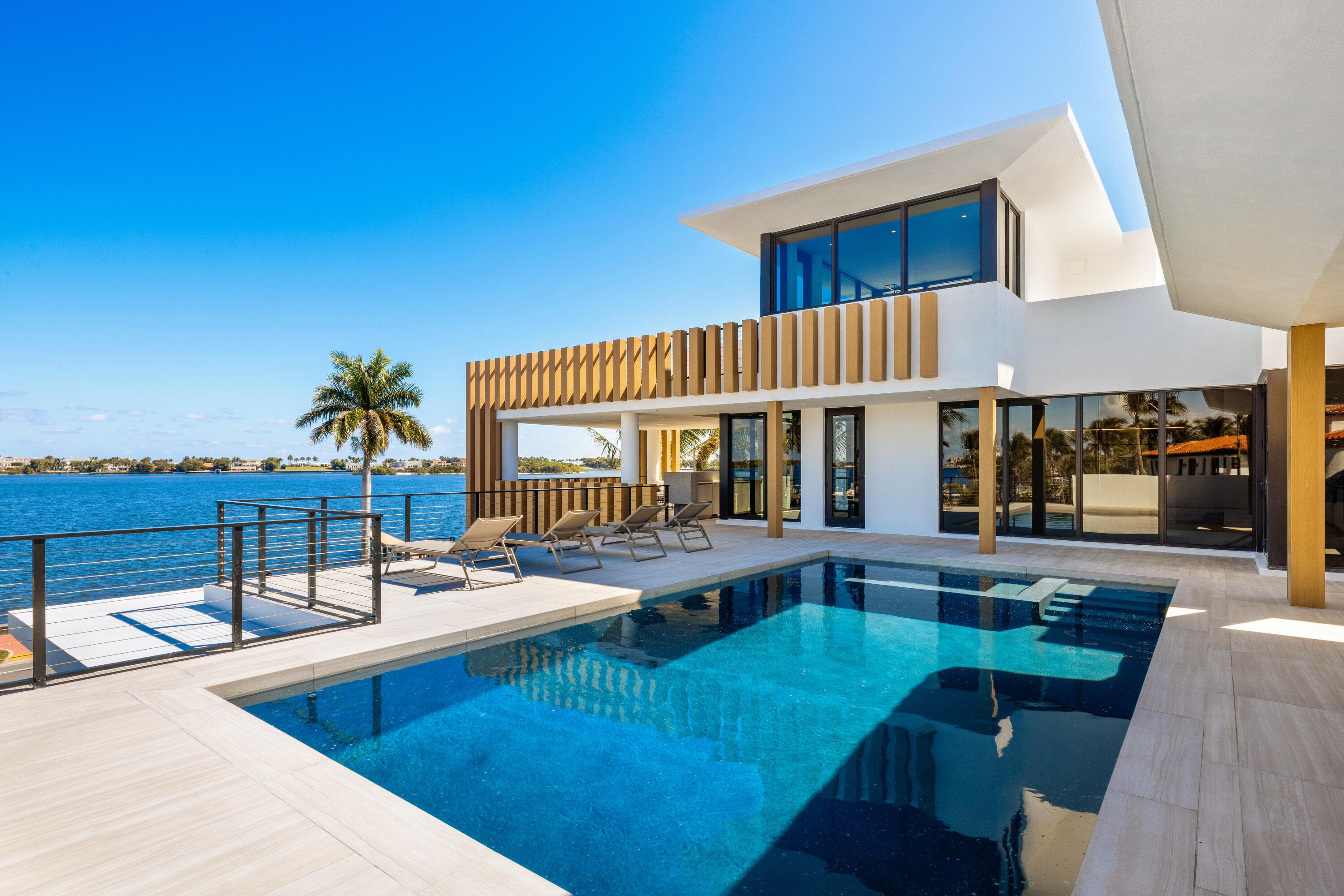 6315 S Flagler Drive — photo 3