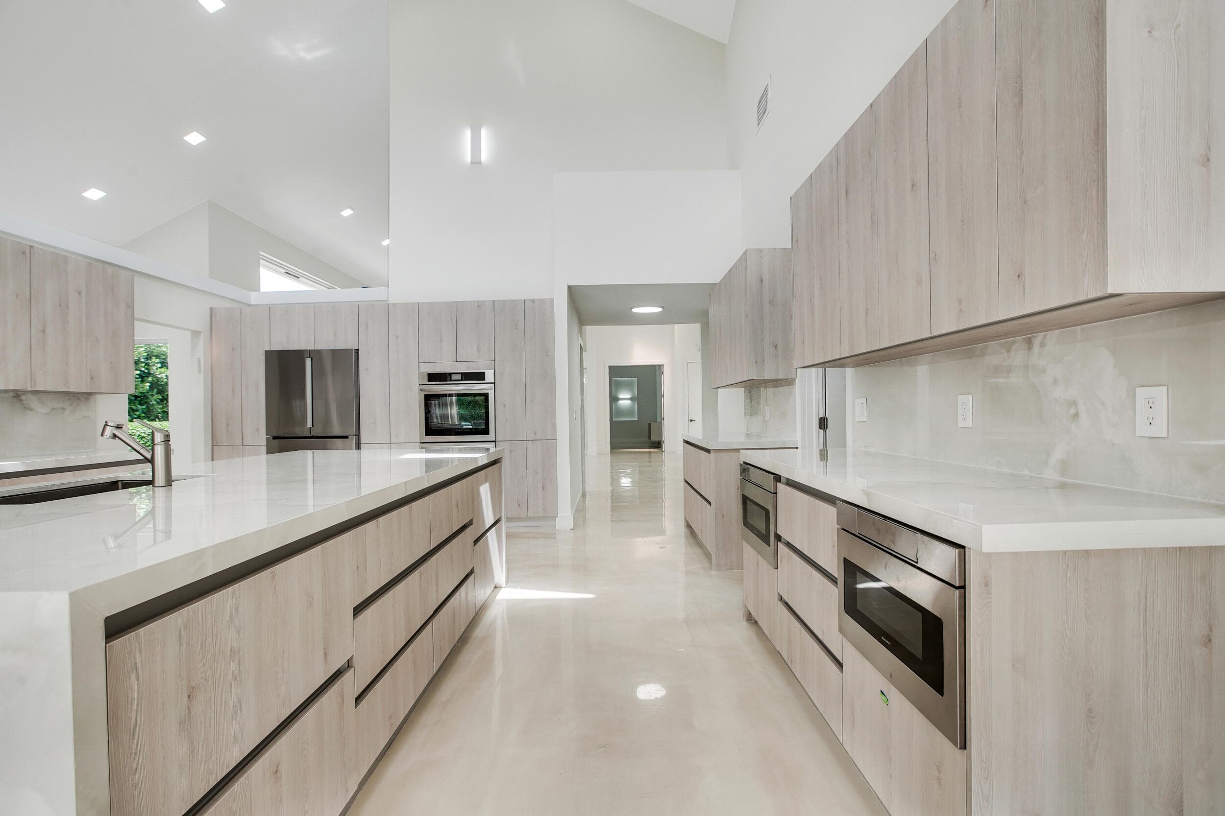 7351 Valencia Drive — photo 1